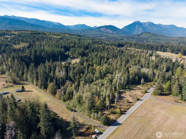 376 Gellor Road, Port Angeles, WA 98362