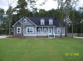 126 Surrey Cir, Tifton, GA 31793