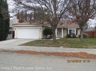 755 Pointe Lourose Ave, Gustine, CA 95322