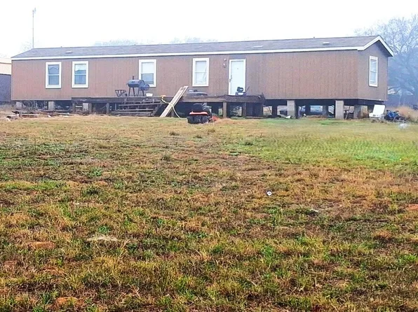 17845 Luckey Rd #2, Lytle, TX 78052