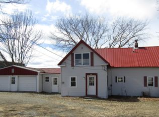 535 Enfield Road, Lincoln, ME 04457