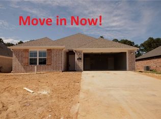 2638 Suncrest Ave, Springdale, AR 72764