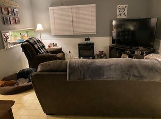 205 Page Ln, Lyons, GA 30436