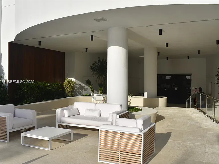 6365 Collins Ave #3804 — Photo 6