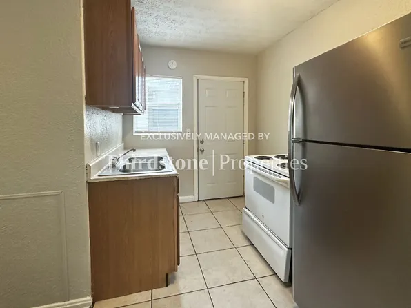 1861 Bisbee St, Jacksonville, FL 32209