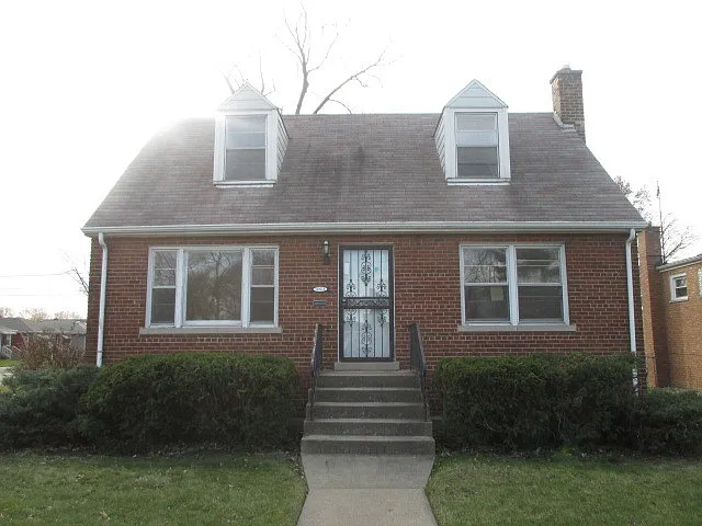 3323 Bernice Rd photo 1