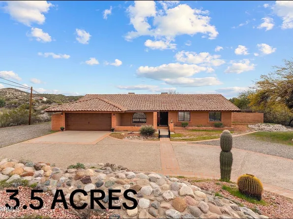 805 N Sophie Burden Drive, Wickenburg, AZ 85390