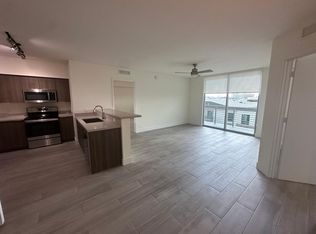 950 NW 7th Street Rd #912, Miami, FL 33136