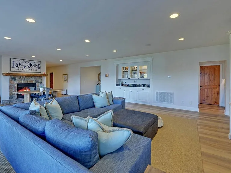 1951 Island View Dr — Photo 54