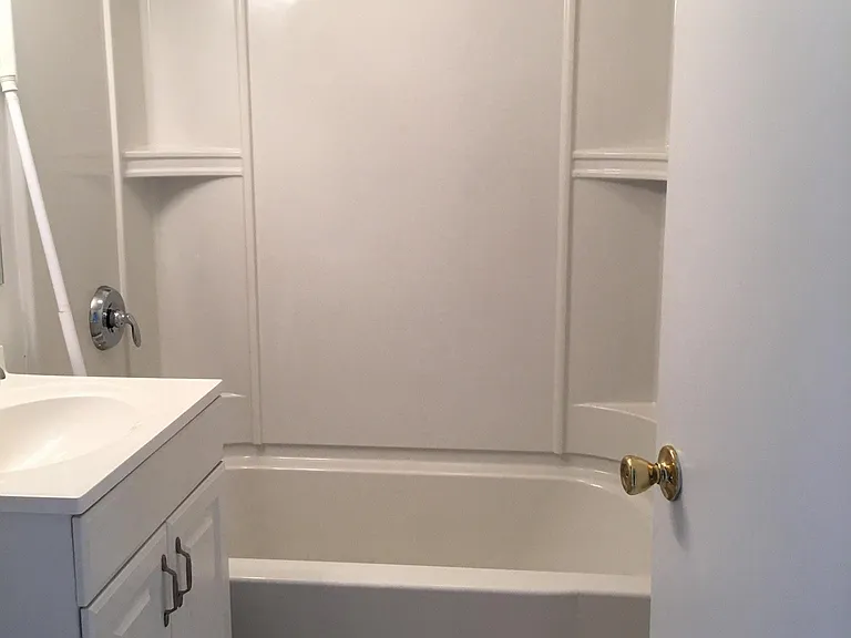 124 Pilgrim Ave #1 — Photo 3
