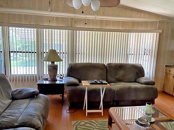 3rd image of 800 Sun Ray Ct #800