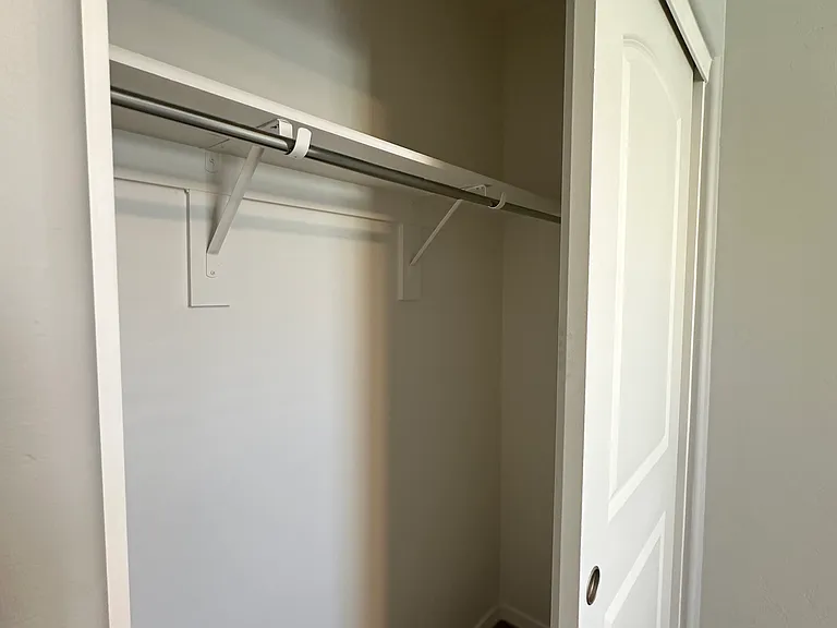 1109 E Ascent St — Photo 33