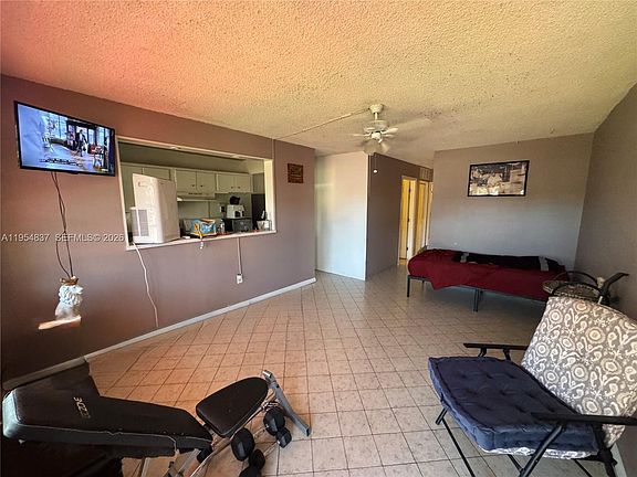 4th image of 20320 NE 2nd Ave APT 7