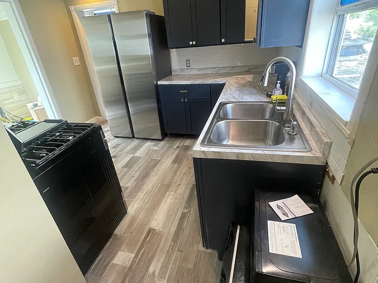 1609 McGraft St — Photo 17