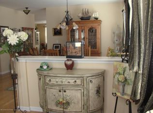 34 Silver Lake Dr, Barnegat, NJ 08005