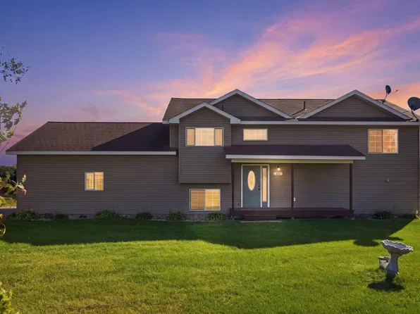 371 Rice City Cir, Darwin, MN 55324