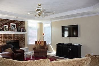 5th image of 821 Satinwood Ct