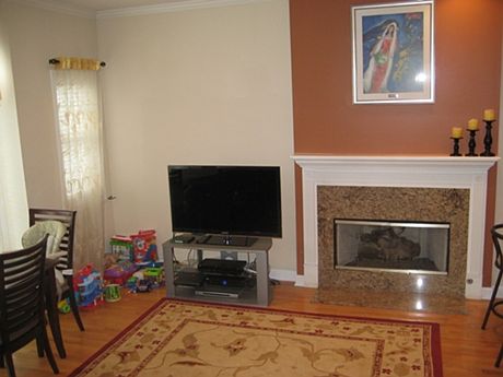 3rd image of 1526 N Bosworth Ave APT 2