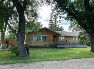 504 2nd St NE, Lamoure, ND 58458