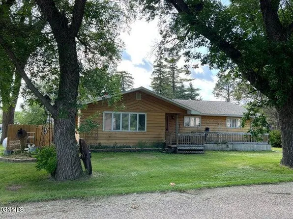 504 2nd St NE, Lamoure, ND 58458