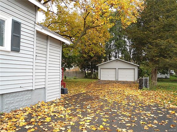 4th image of 311 Melrose Dr