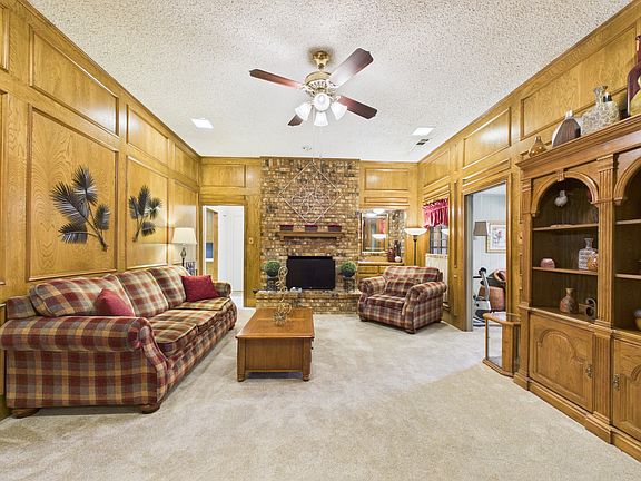 5th image of 537 Sapling Way
