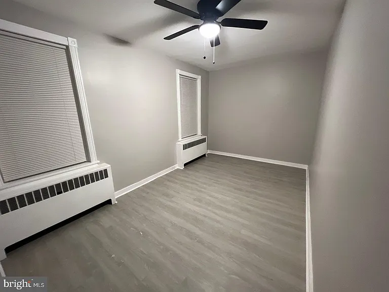6400 Oxford Ave — Photo 15