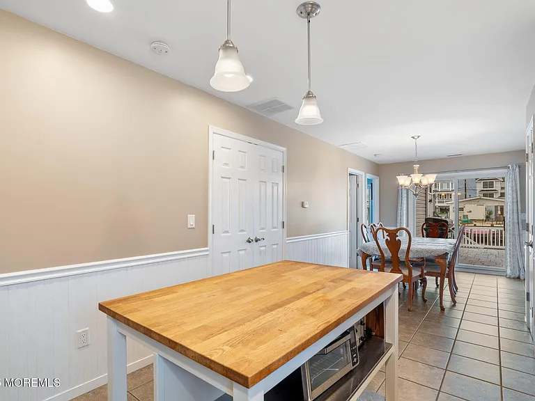 60 Mary Alice Rd — Photo 14