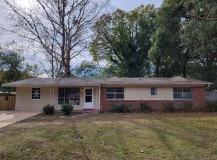 515 Tall Pines St, Crestview, FL 32539
