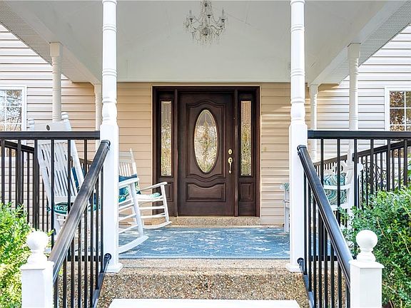 5th image of 17160 Moodys Corner Ln