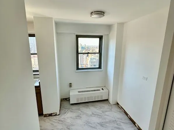 15 West 72nd Street image 10 of 17