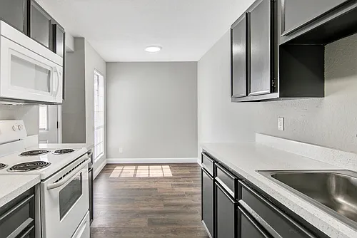 Willowchase Apartments, 4335 Crow Road Photo 1