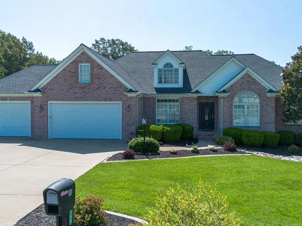 110 Peppers Mill Dr, Paducah, KY 42001