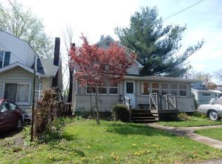 2582 Harland Ave, Akron, OH 44312