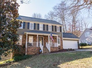 7800 Bridle Ct, Charlotte, NC 28216