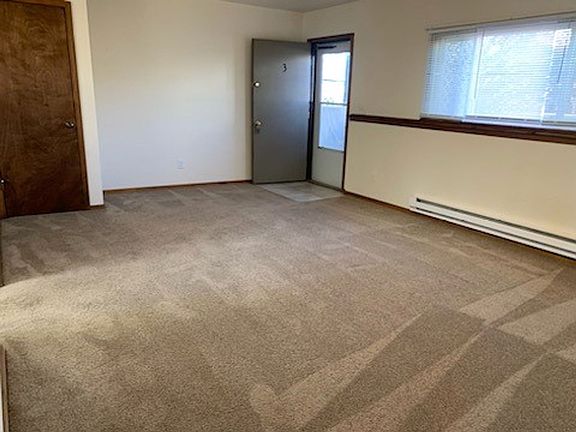 3rd image of 720 2nd St #3