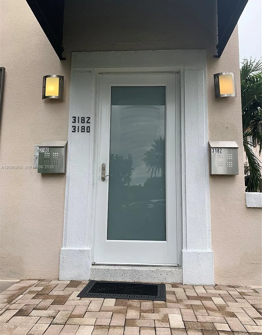 Coral Gables Biltmore Sec — Photo 2