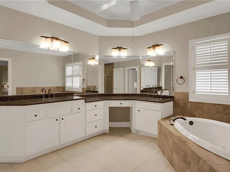 312 Declaire Way NE — Photo 28