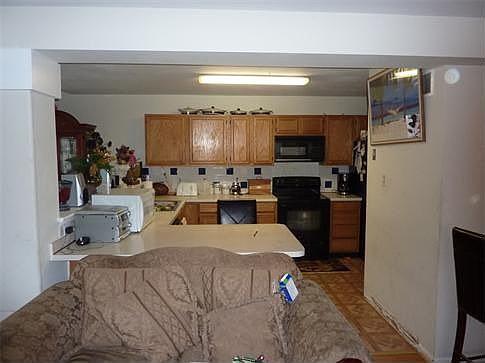 5th image of 706 Lexington Dr