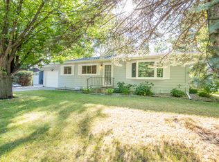 2606 Olive St, Grand Forks, ND 58201