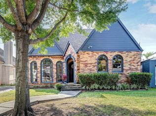 1947 Portsmouth St, Houston, TX 77098