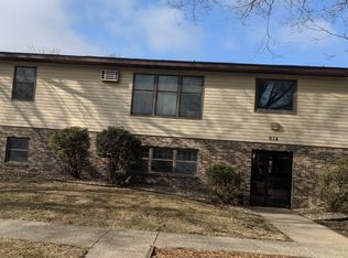 614 4th St #1, Nicollet, MN 56074