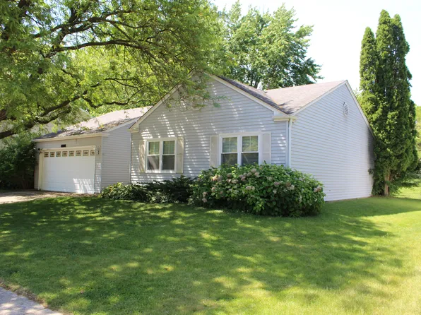 1000 Oakland Ln, Aurora, IL 60504