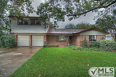 4th image of 1004 W Creek Dr