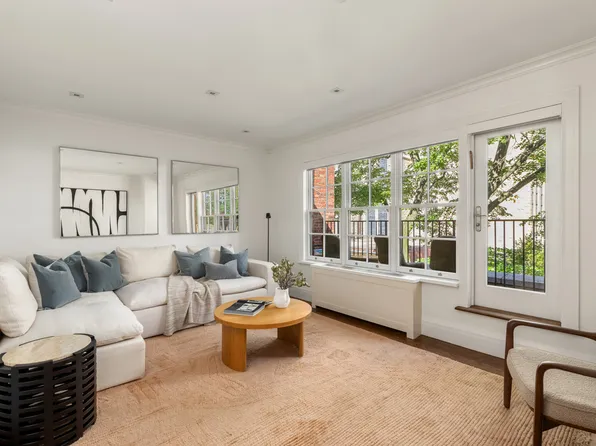 157 East 65th Street image 19 of 27