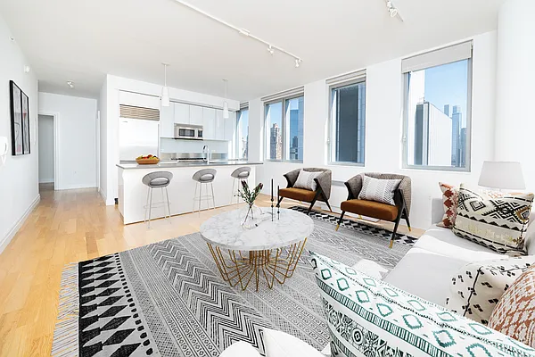 Rented by Platinum Properties | media 134