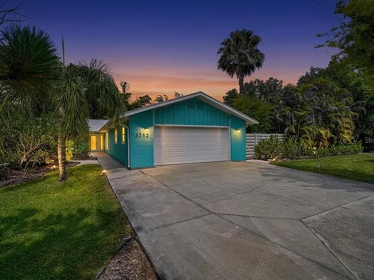 3282 Tobero Ln — Photo 54