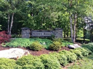 1008 N Faith Ct, Morganton, NC 28655