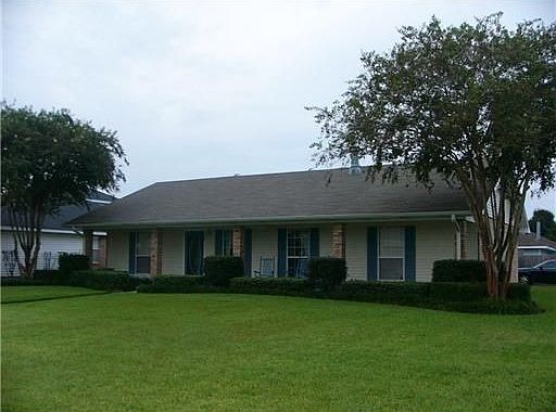 1st image of 906 Aberdeen Dr