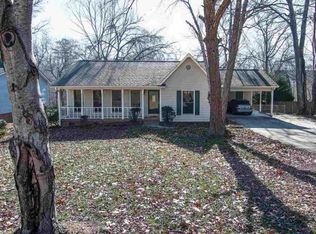 2911 Country Club Rd, Spartanburg, SC 29302